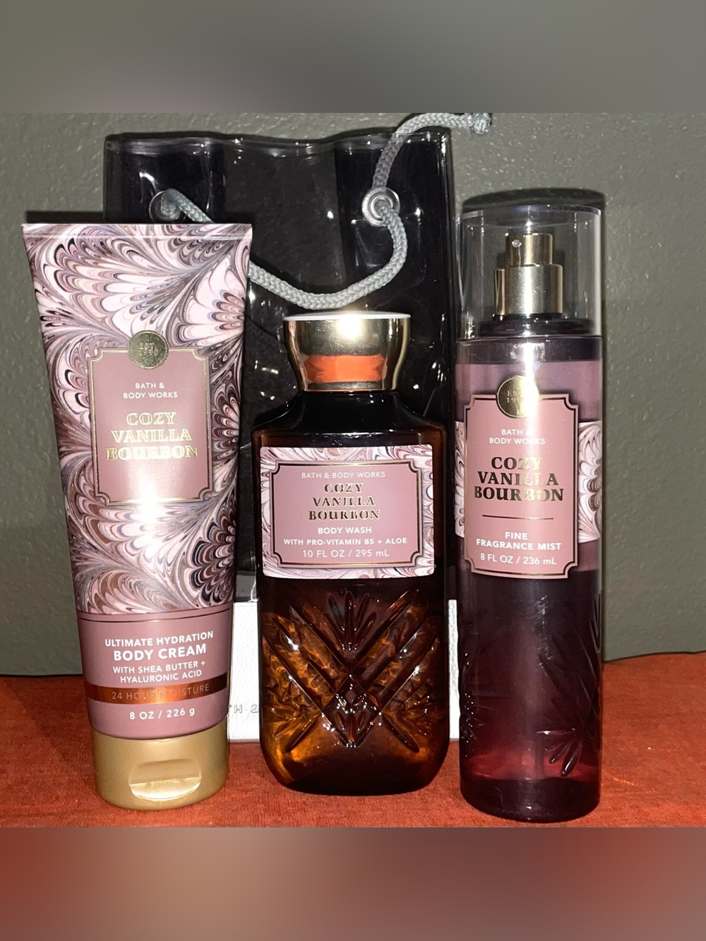 Bath & Body Works COZY VANILLA BOURBON TRIO + Reusable Gift Bag
